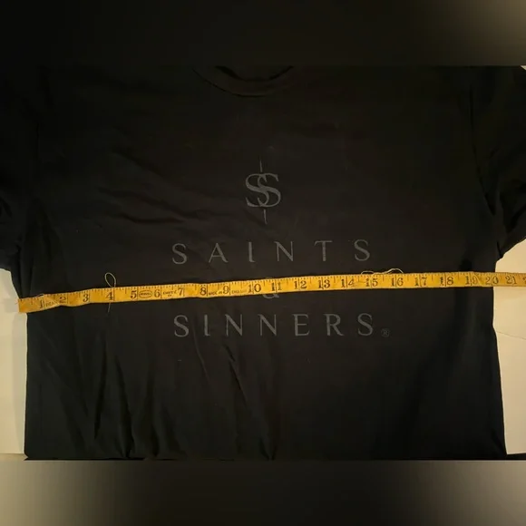 Saints & Sinners graphic T-shirt - Picture 2 of 3